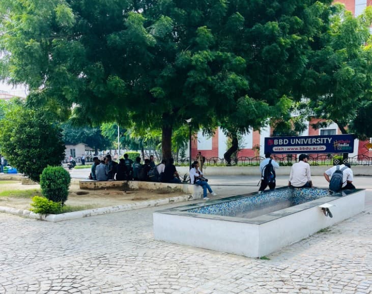 Babu Banarasi Das University Lucknow Campus photo 13